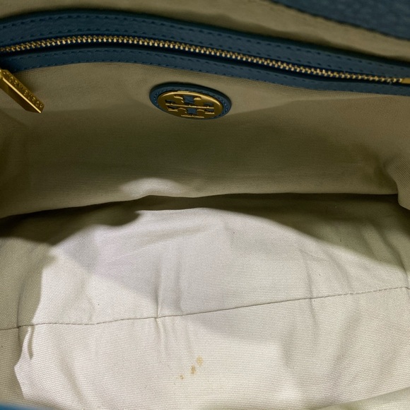 Tory Burch Amanda Hobo Satchel - Picture 8 of 12